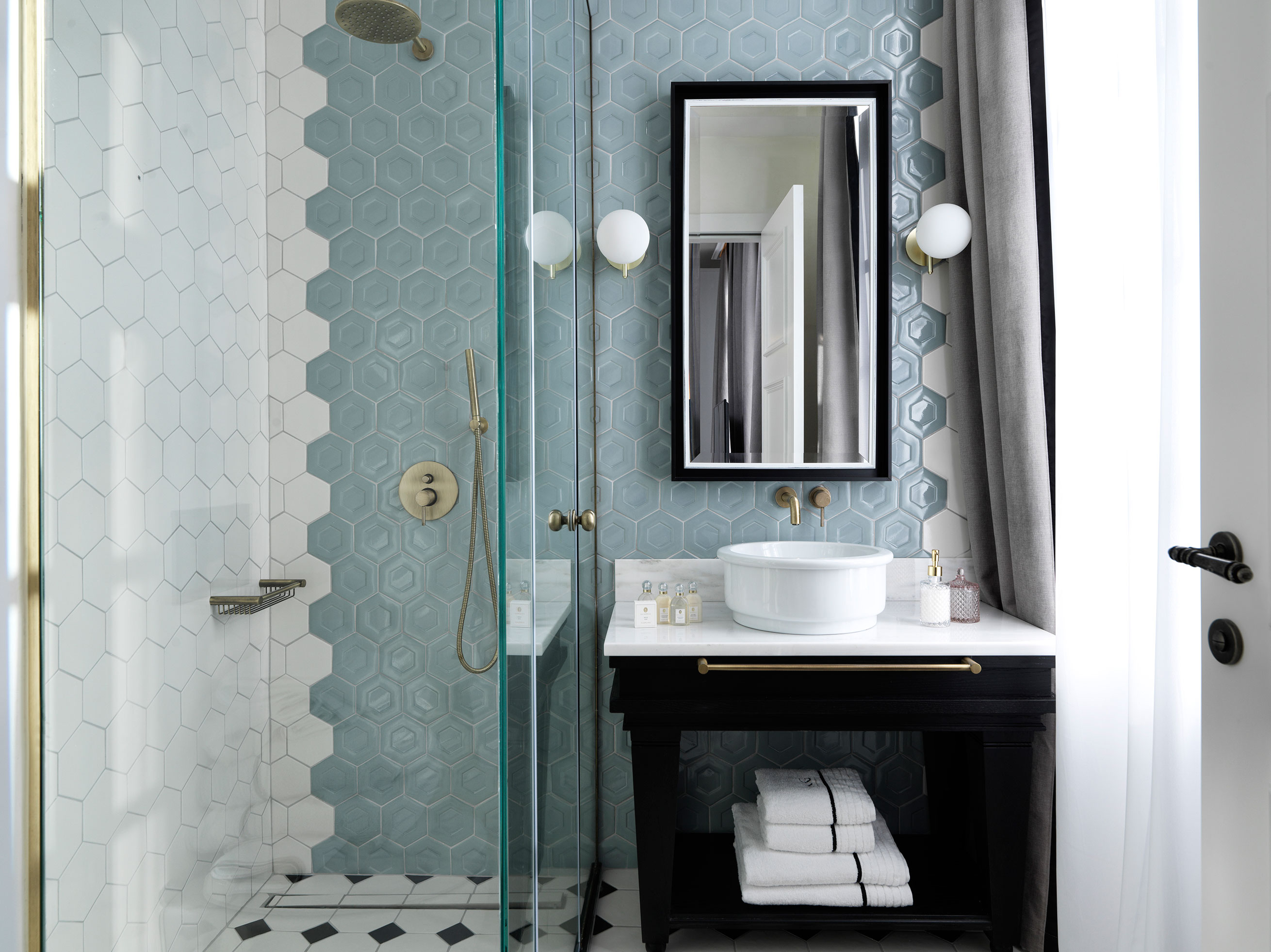 JUNIOR SUITE CITY VIEW